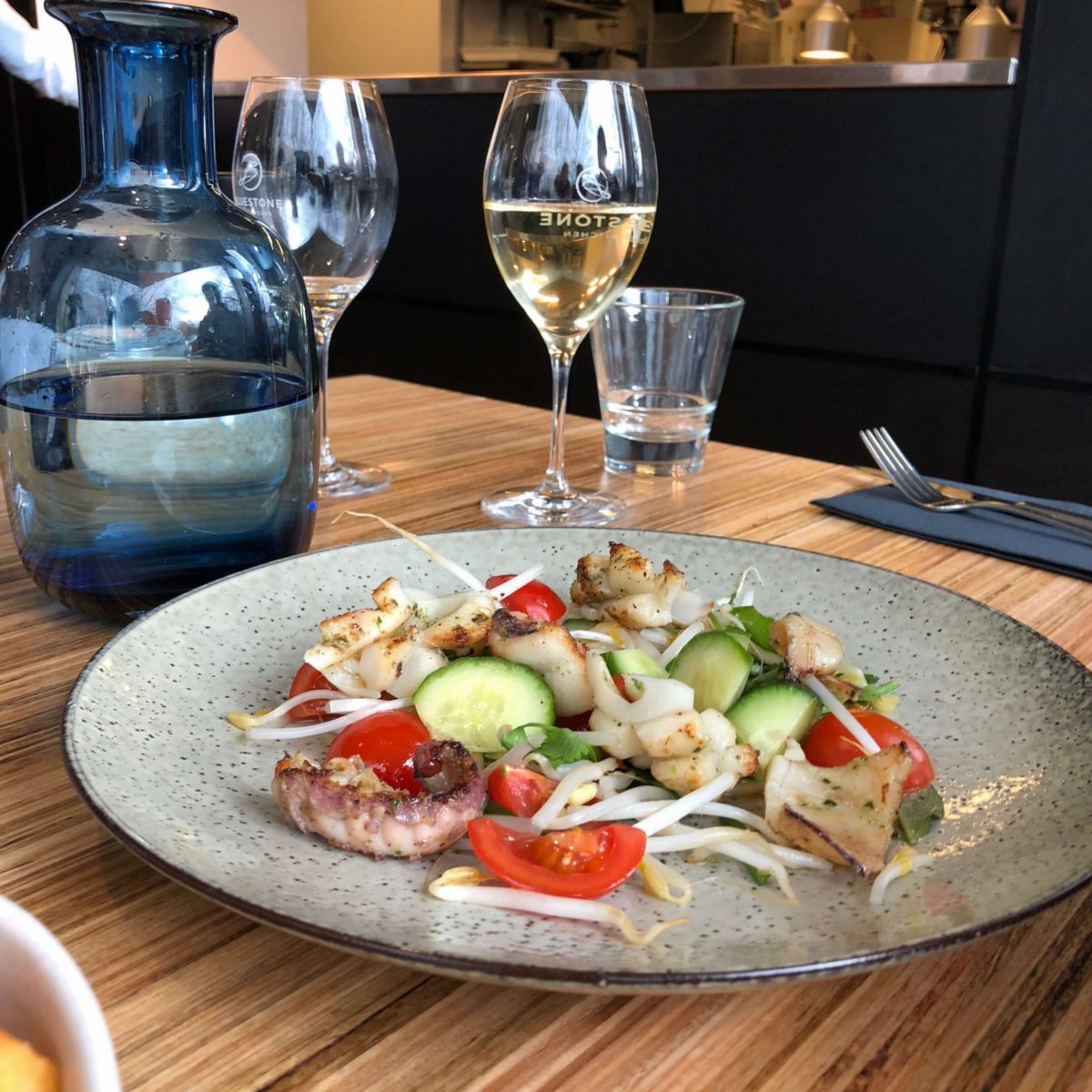 BLUESTONE BAR & KITCHEN » Heads Up Launceston & Food Guide